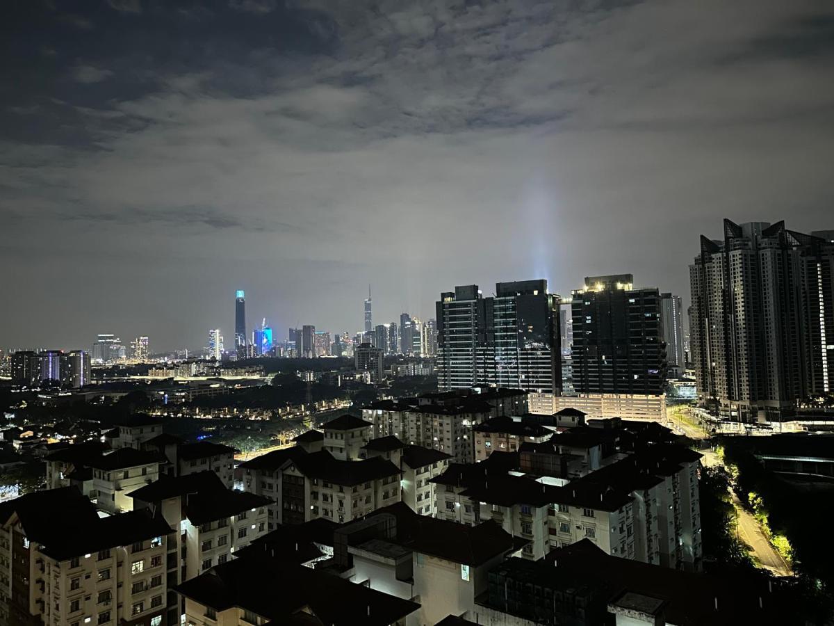 Reizz Residence By Leo Suites Kuala Lumpur Eksteriør bilde